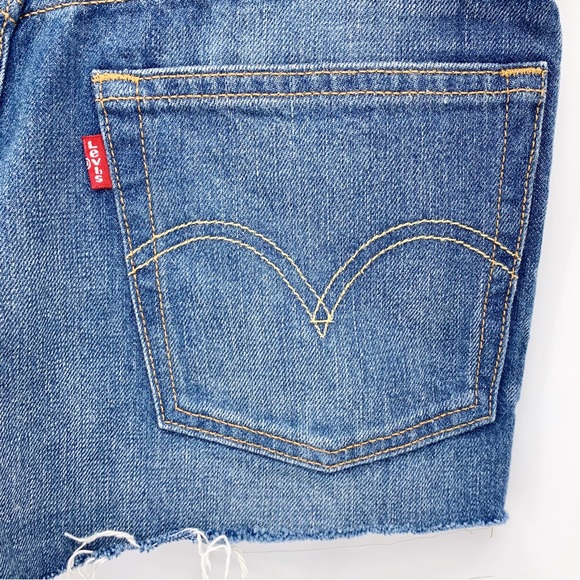 Levi’s High Rise Button Fly Distressed Jean Shorts Size 25 - Picture 4 of 7